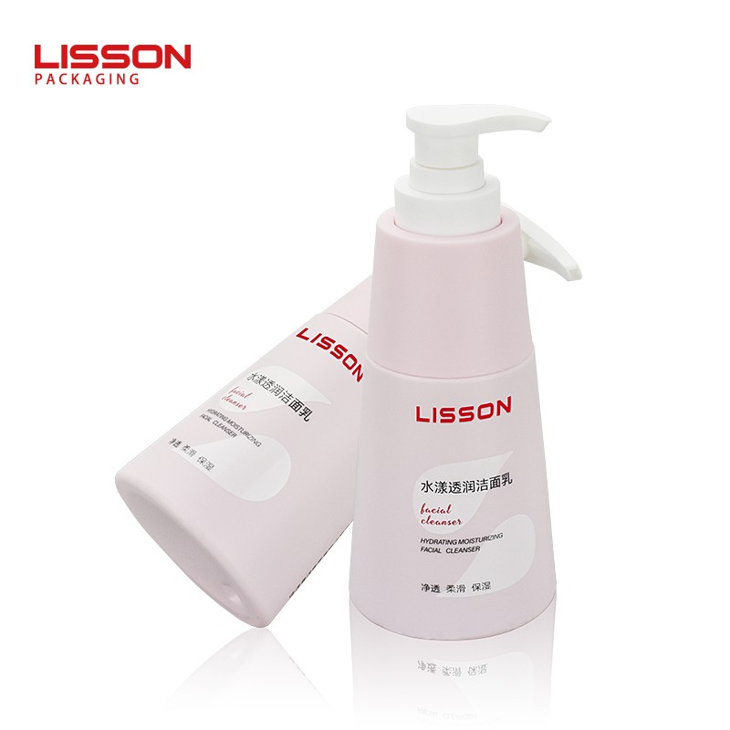 How Plastic Cosmetic Bottles Are Manufactured: From Material Selection to Mass Production